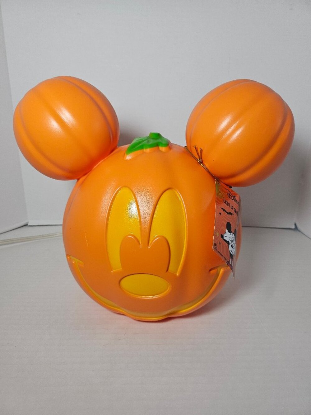 Disney Halloween Mickey Mouse Light Up Jack O, Lantern Pumpkin Blow Mold Decor
